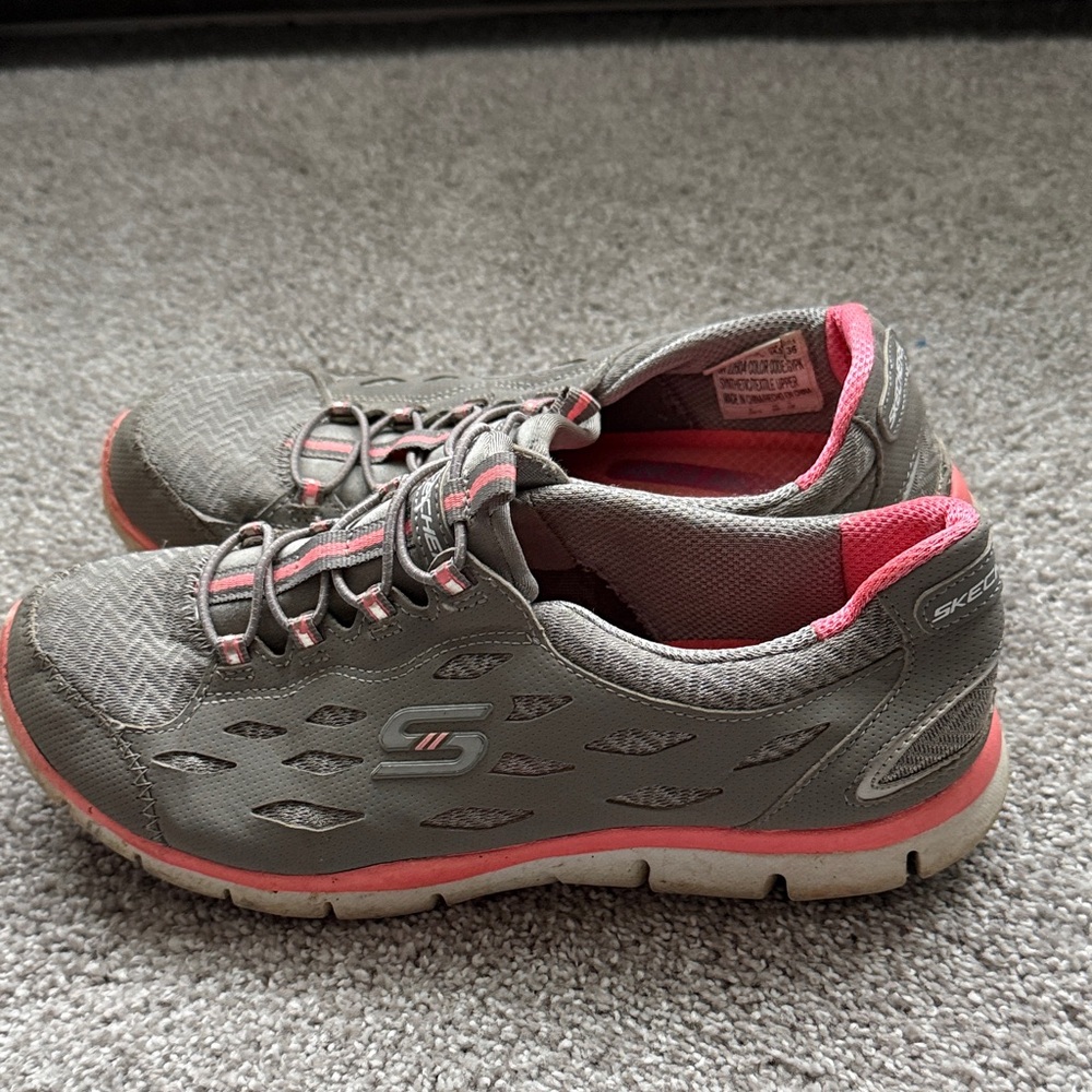 Skechers Women's Gray and Pink Athletic Slip-On Trainers
